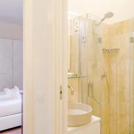 Casa Silvia - Flat With Private Terrace Apartmán