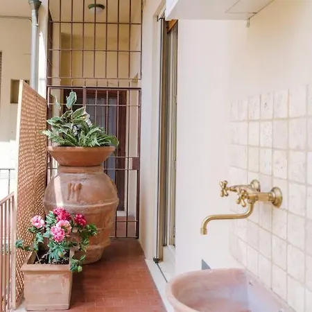 Casa Silvia - Flat With Private Terrace * Florencie
