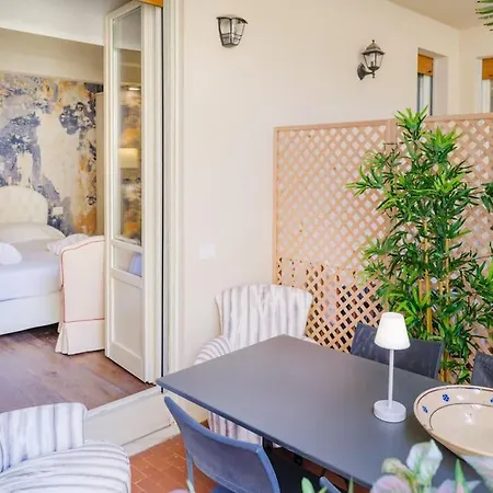 Casa Silvia - Honeymoon Flat With Terrace Apartment Florence