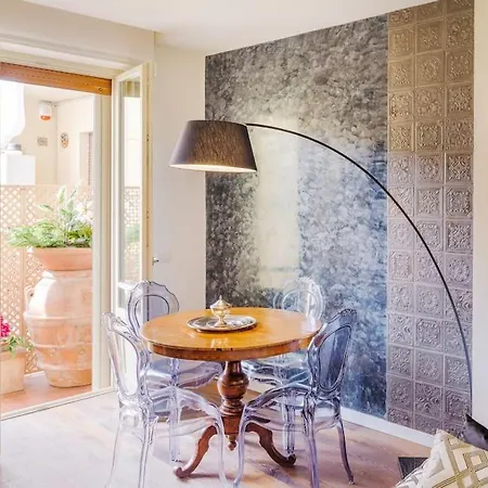 Casa Silvia - Honeymoon Flat With Terrace Florence