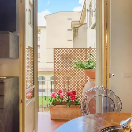 Casa Silvia - Honeymoon Flat With Terrace Apartment Florence