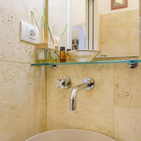 Casa Silvia - Honeymoon Flat With Terrace Florence