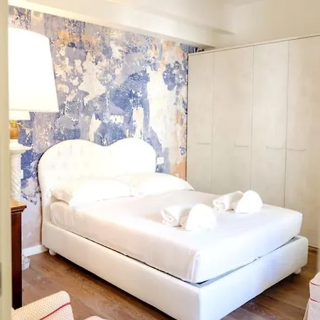 Casa Silvia - Honeymoon Flat With Terrace Apartment