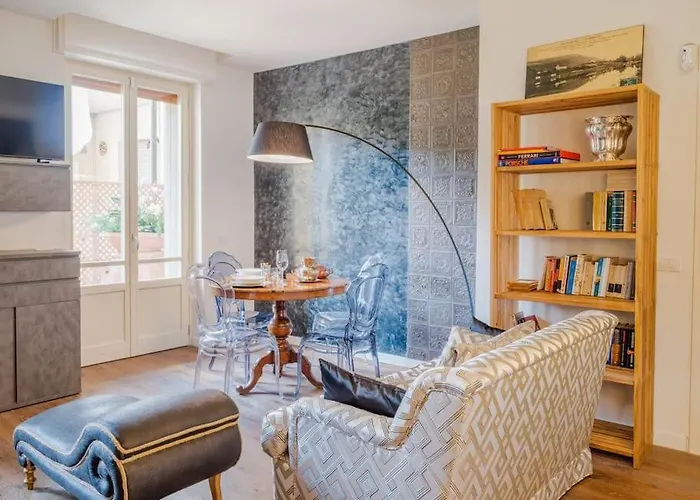 Casa Silvia - Flat With Private Terrace