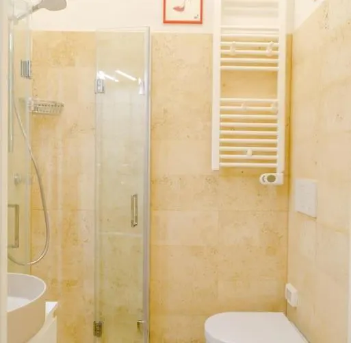 Casa Silvia - Flat With Private Terrace