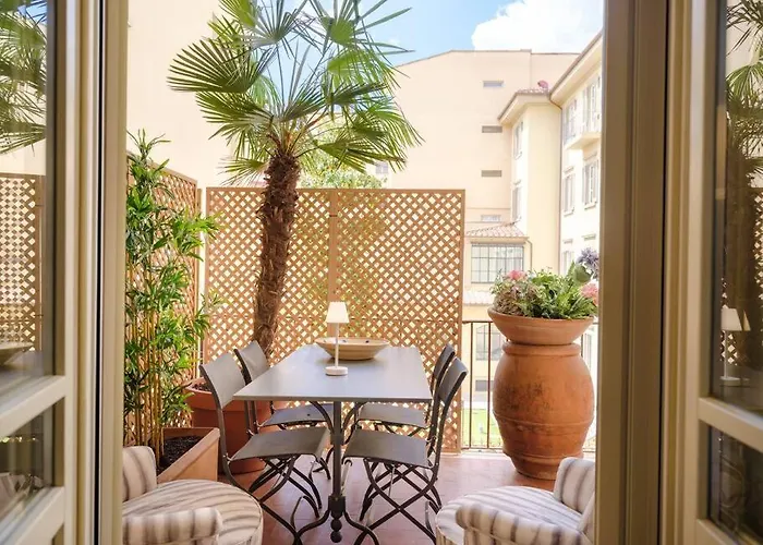 Casa Silvia - Flat With Private Terrace Florencie