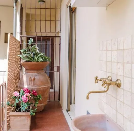 Casa Silvia - Flat With Private Terrace * Florencie